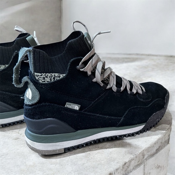 The North Face Back-To-Berkeley III Sport Boots black Waterproof Men’s size 8.5 - Picture 1 of 10